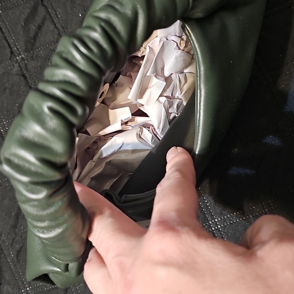 Nwt Women's Green Bag - Picture 3 of 4